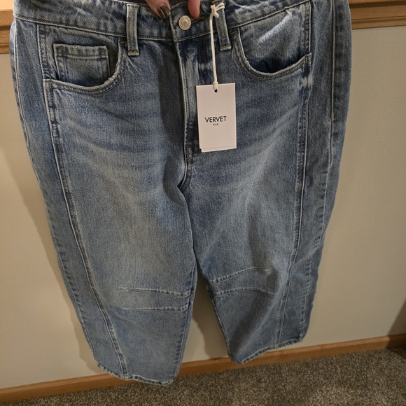 Vervet Denim - Vervet Women's Blue Barrell Leg Jean